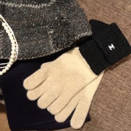 冬の必須アイテム手袋のご紹介