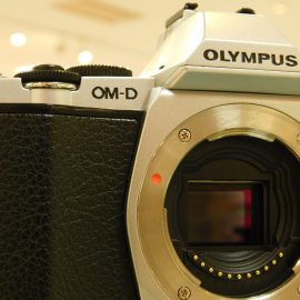 OLYMPUS OM-D E-M5
