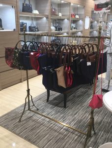 Longchampバッグ大量入荷 神戸三宮店 Komehyo Now