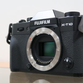FUJIFILM X-T10