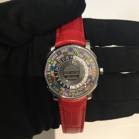 ルイ・ヴィトンの時計買取☆良品のエスカルタイムゾーン！