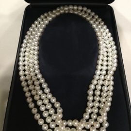 买下了蒂芙尼的珍珠项链！ KOMEHYO京都新京极商店